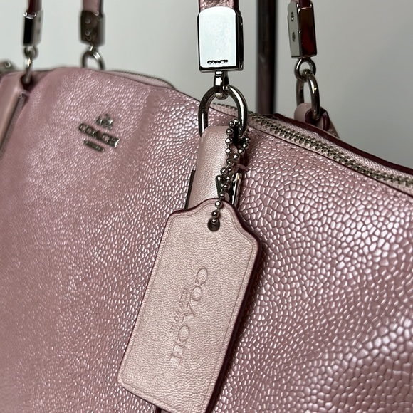 SOLD - NWOT COACH Metallic Pink Pebbled Leather Lg Zip Top Studded Shld Tote Bag - Picture 8 of 11